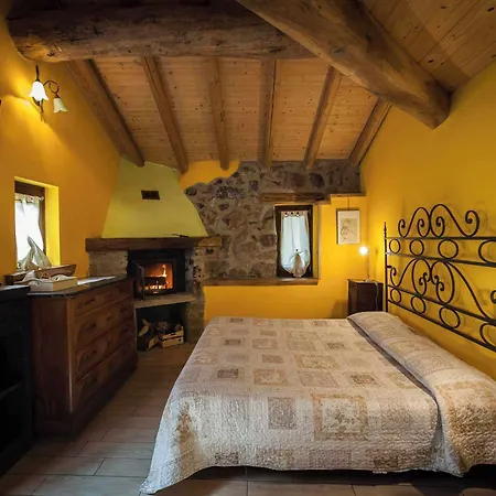 Farm stay Al Marnich Schignano (Como)