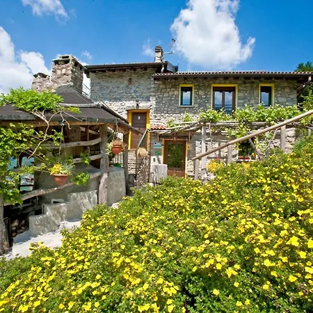 Gospodarstwo agroturystyczne Al Marnich